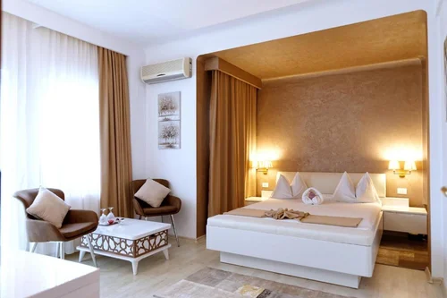 hotel albatros mamaia