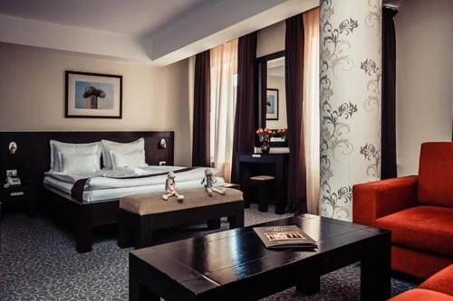 hotel cherica constanta